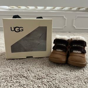 UGG Pritchard boots